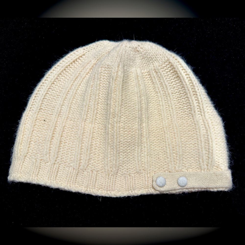 Ivory wool hat